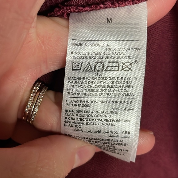 Old Navy size Med Rich Maroon Adjustable Spaghetti Strap Mini Dress with Pockets - Picture 5 of 8